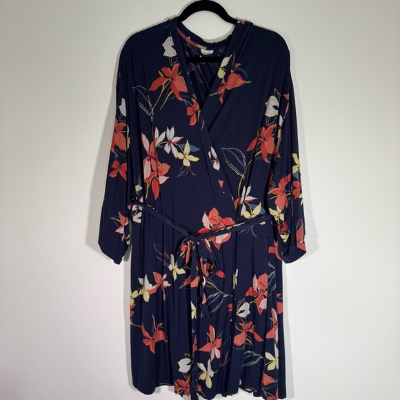 Soma Navy Floral Jersey Kimono Robe with Tie - Picture 2 of 13